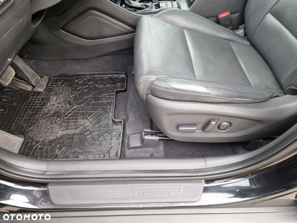 Hyundai Tucson 1.6 CRDi 48V-Hybrid 4WD DCT Select - 20