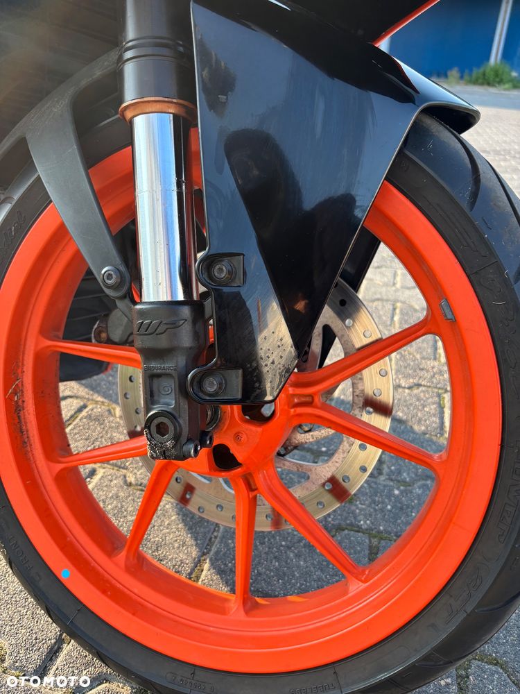 KTM RC 125 - 6