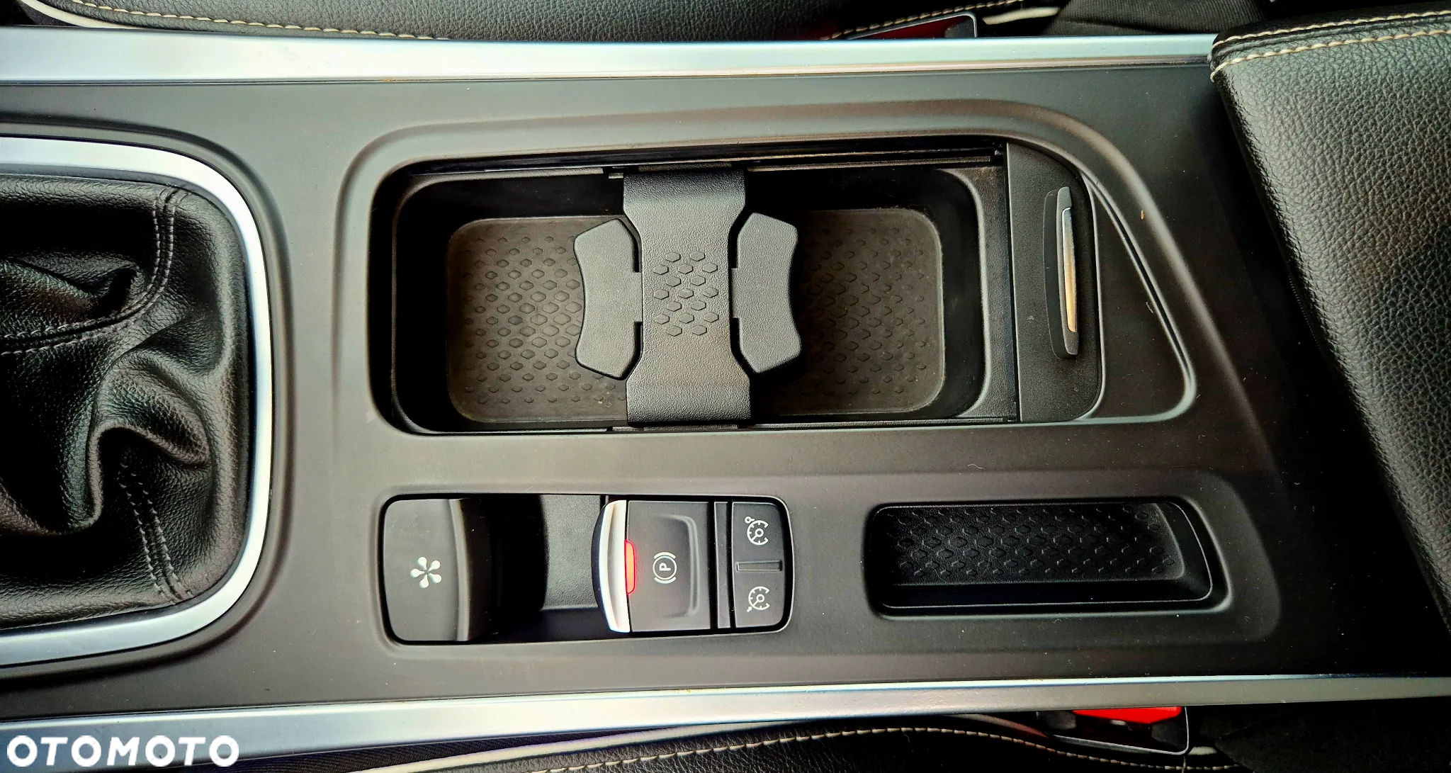 Renault Megane ENERGY TCe 130 Start & Stop Bose Edition - 34