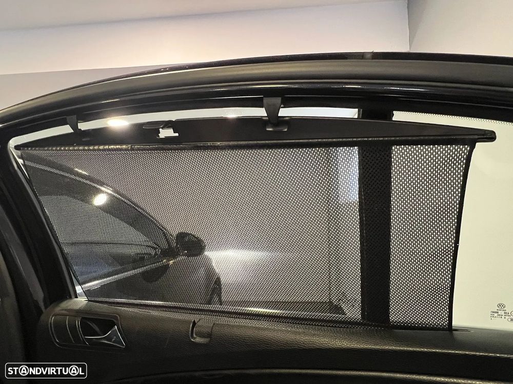 VW Passat 2.0 TDI Highline - 25