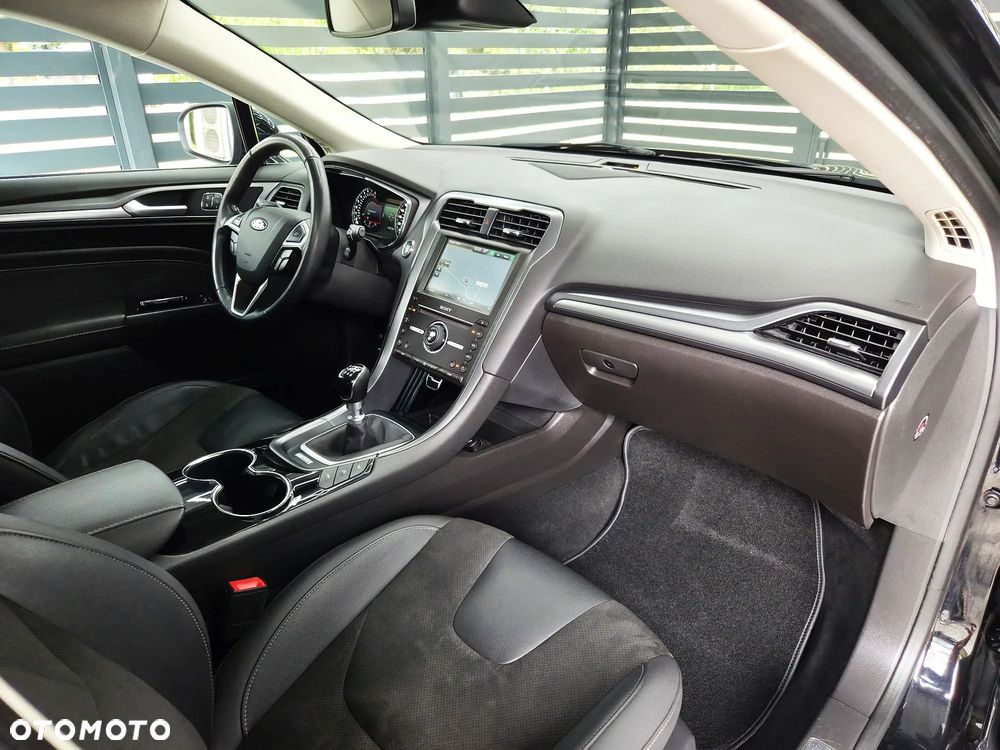 Ford Mondeo - 15