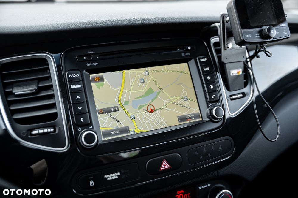 Kia Carens 1.7 CRDi 141 ISG Vision - 32