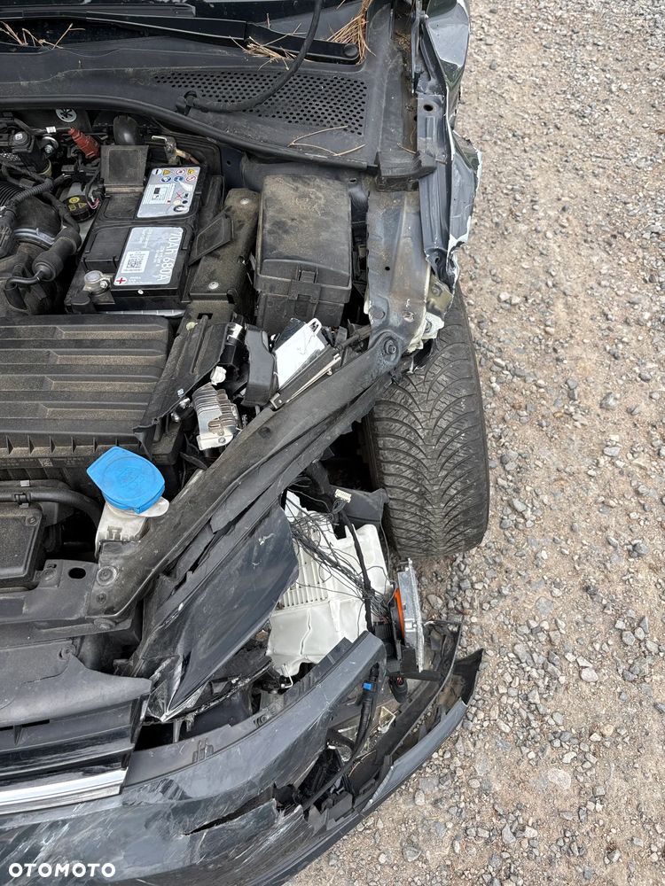 Volkswagen Golf 1.6 TDI Sound - 8