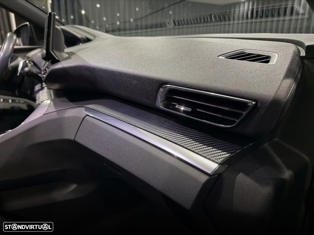 Peugeot 3008 1.5 BlueHDi Allure EAT8 - 31