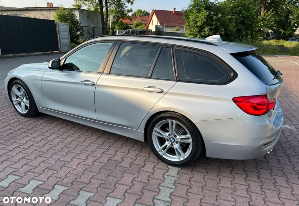 BMW Seria 3 320d xDrive Advantage sport - 4