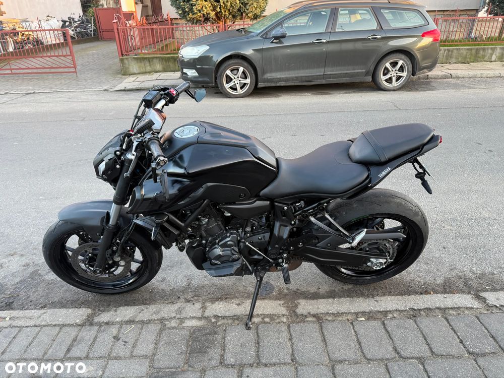 Yamaha MT - 5