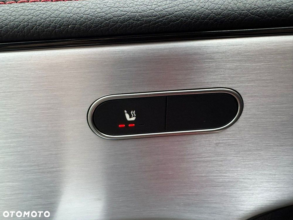 Mercedes-Benz CLA - 28