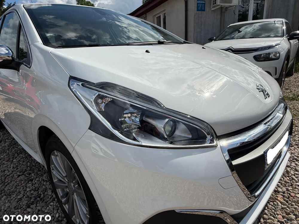 Peugeot 208 PureTech 110 Stop & Start EAT6 Allure - 18