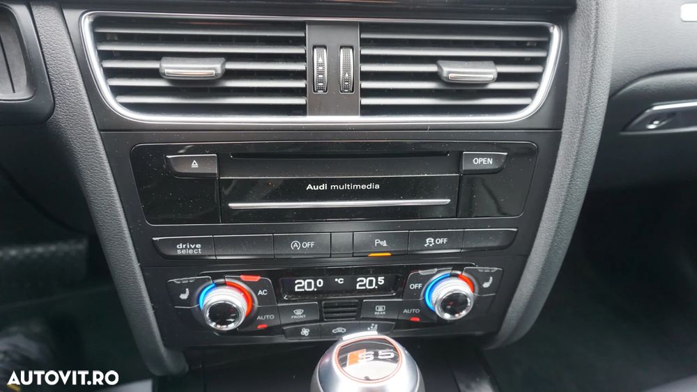 Audi S5 S tronic - 28