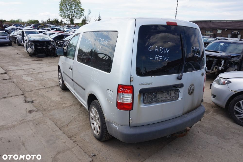 VOLKSWAGEN CADDY III PH1 2005 LA7W 1.9 TDI BJB 105KM GQR SREBRNY na części - 3