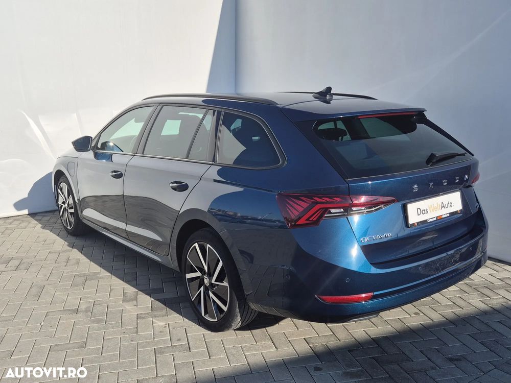 Skoda Octavia 1.4 TSI iV DSG Sportline - 3