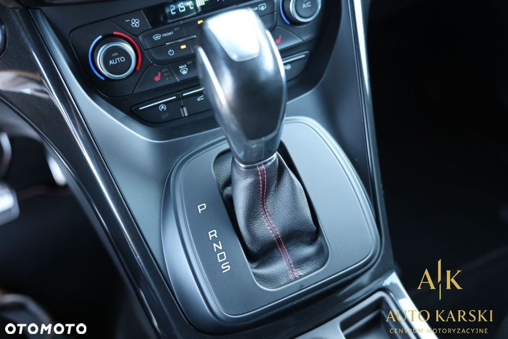Ford Kuga - 27