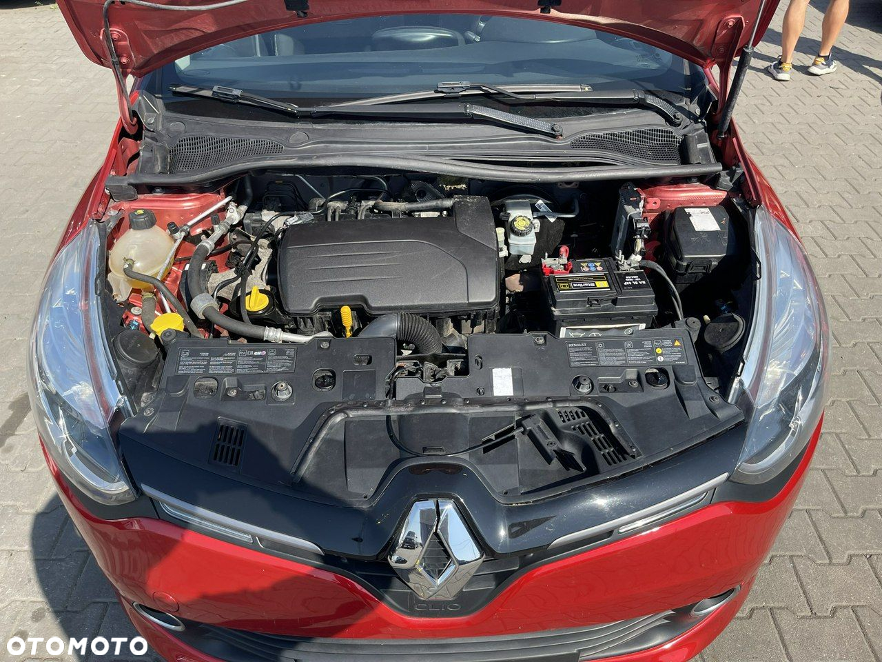 Renault Clio 1.2 16V 75 Life - 11