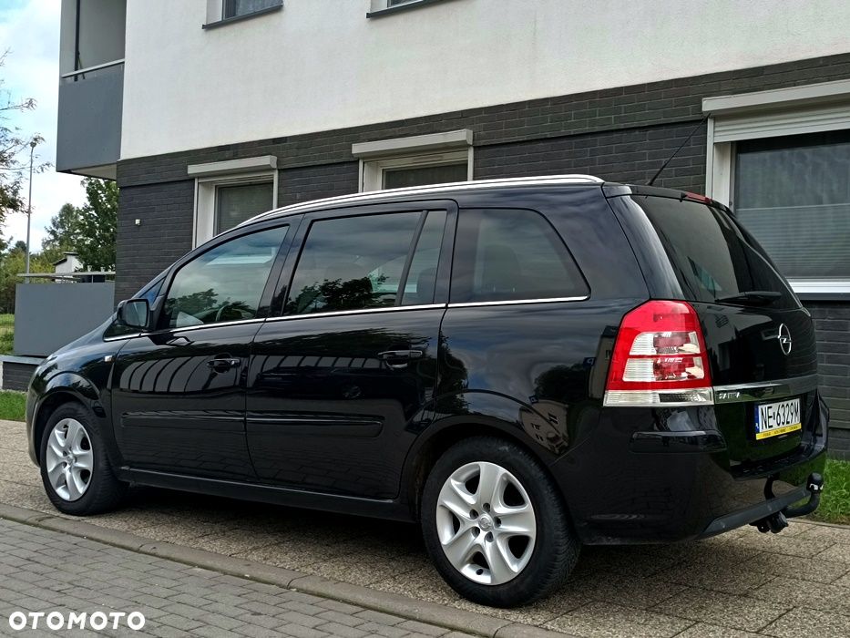 Opel Zafira - 12