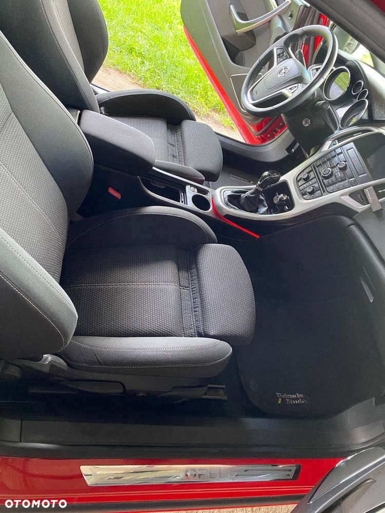 Opel Astra 1.6 T Sport - 12