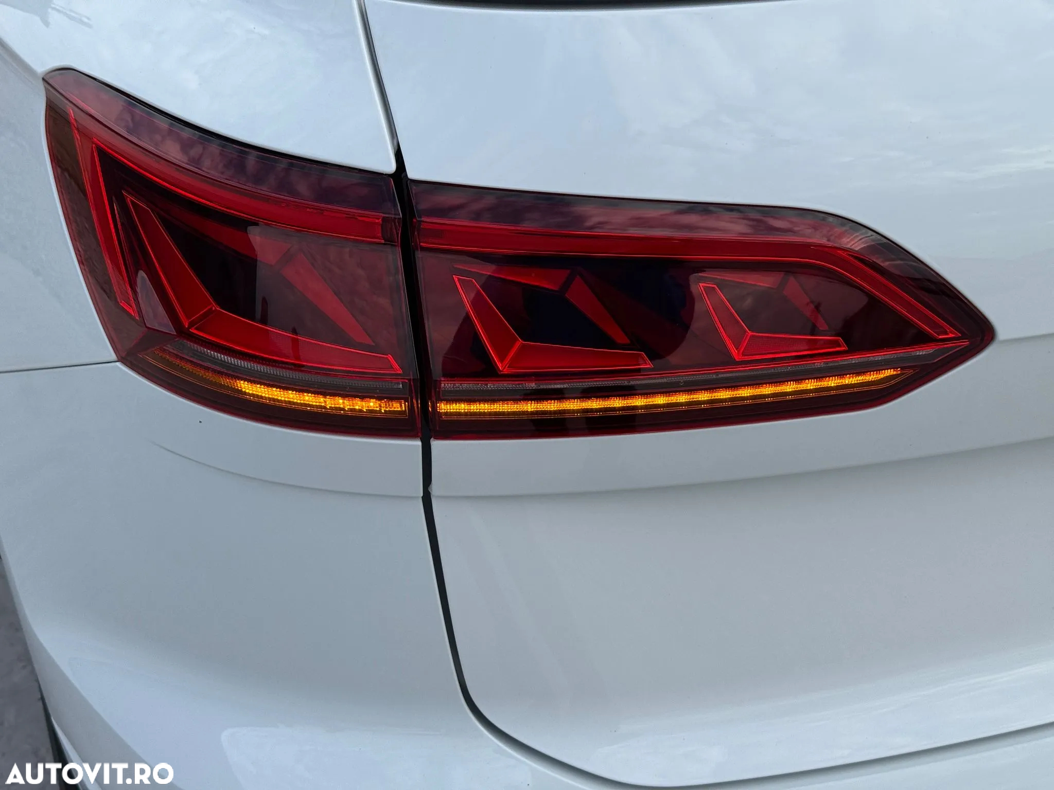 Volkswagen Touareg 3.0 V6 TDI 4Motion DPF Automatik R-Line - 35