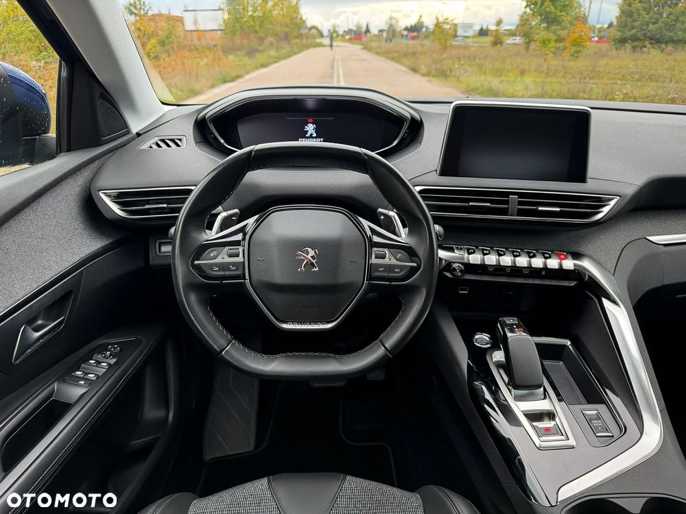 Peugeot 3008 1.6 PureTech HYbrid Allure S&S EAT8 - 21