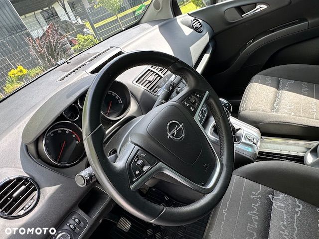 Opel Meriva 1.4 Color Edition - 11