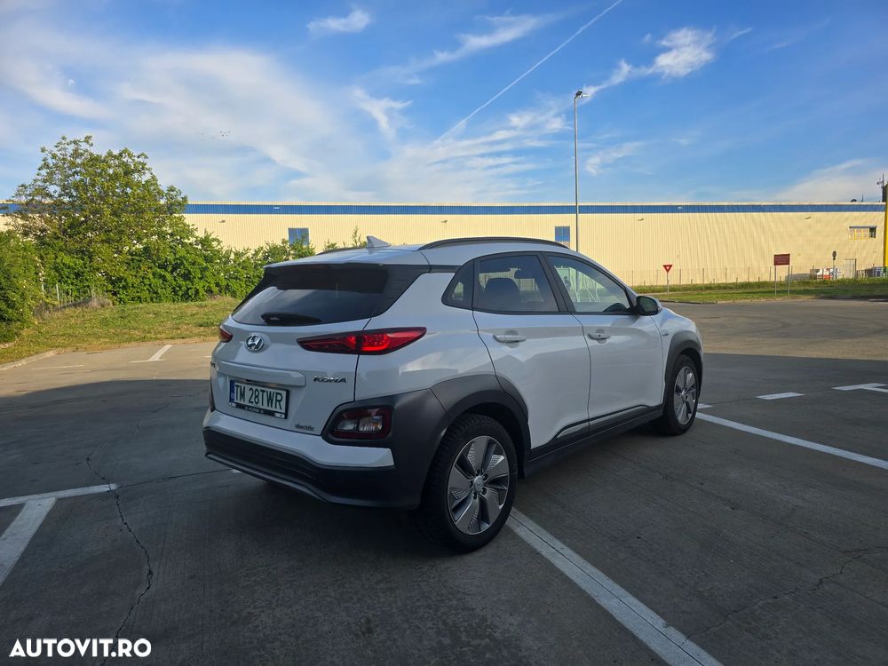 Hyundai KONA 204CP Luxury+ - 4