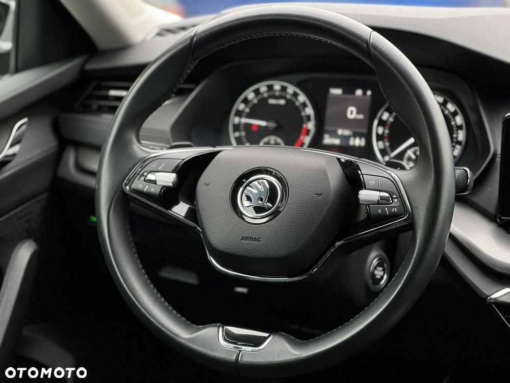 Skoda Octavia 2.0 TDI Ambition DSG - 34