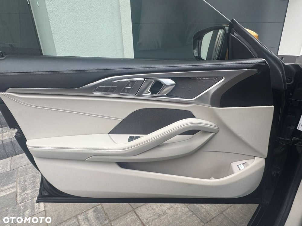 BMW Seria 8 - 20