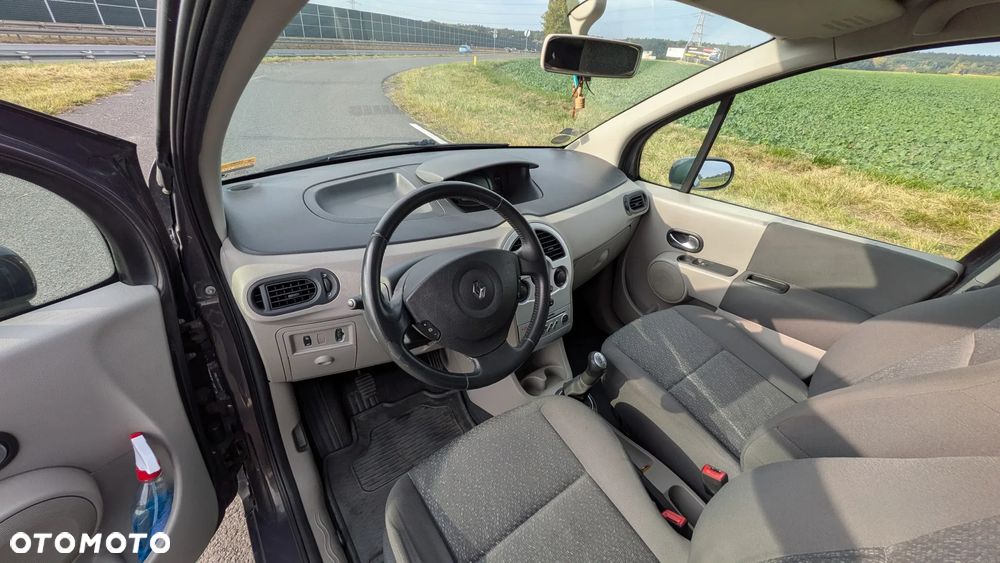 Renault Modus - 14