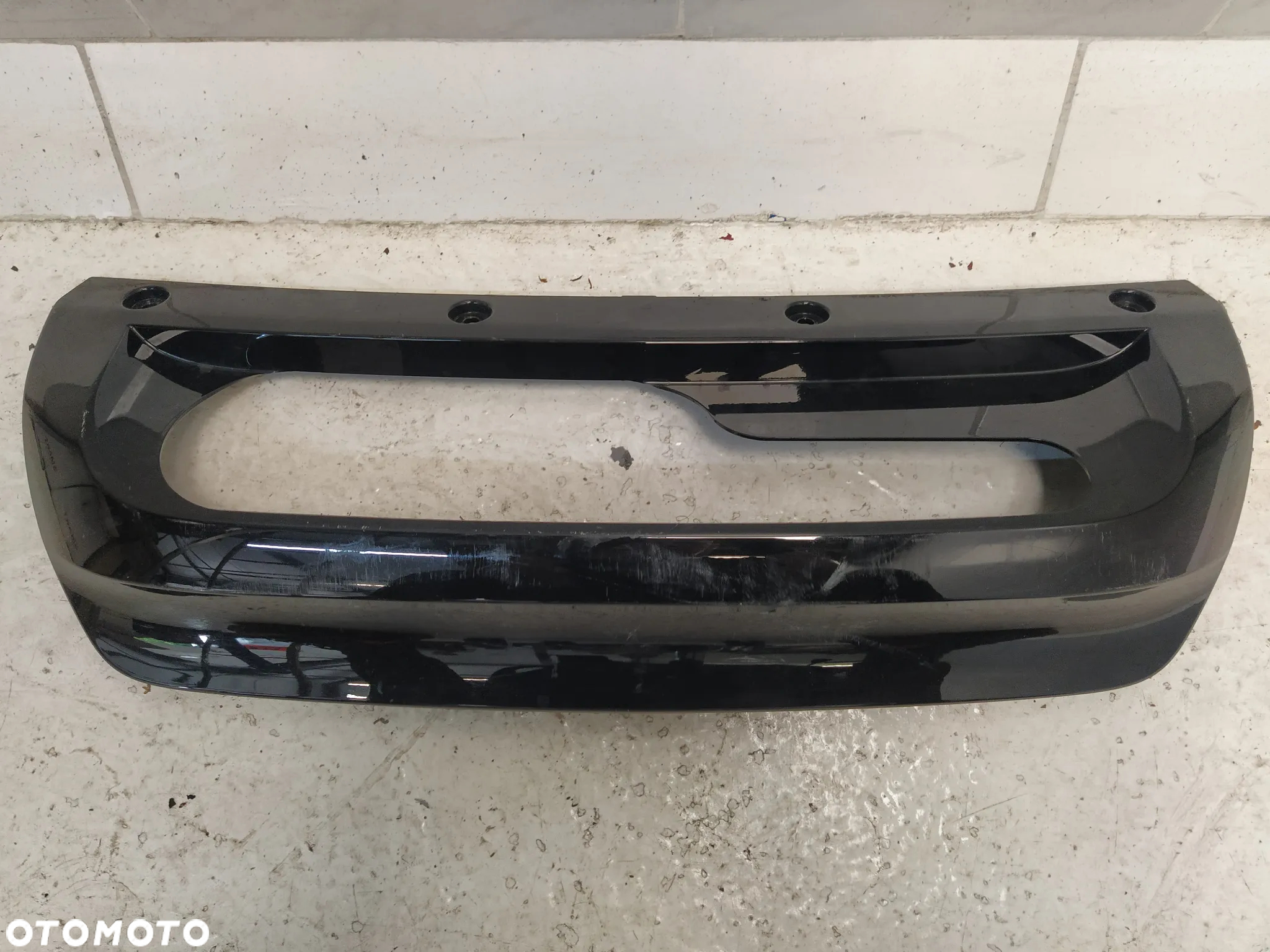 RANGE ROVER SPORT L461 22- SPOILER DOKŁADKA ZDERZAKA RAMKA OSŁONA HAKA HOLOWNICZEGO TYŁ TYLNY ORYGINAŁ - 2