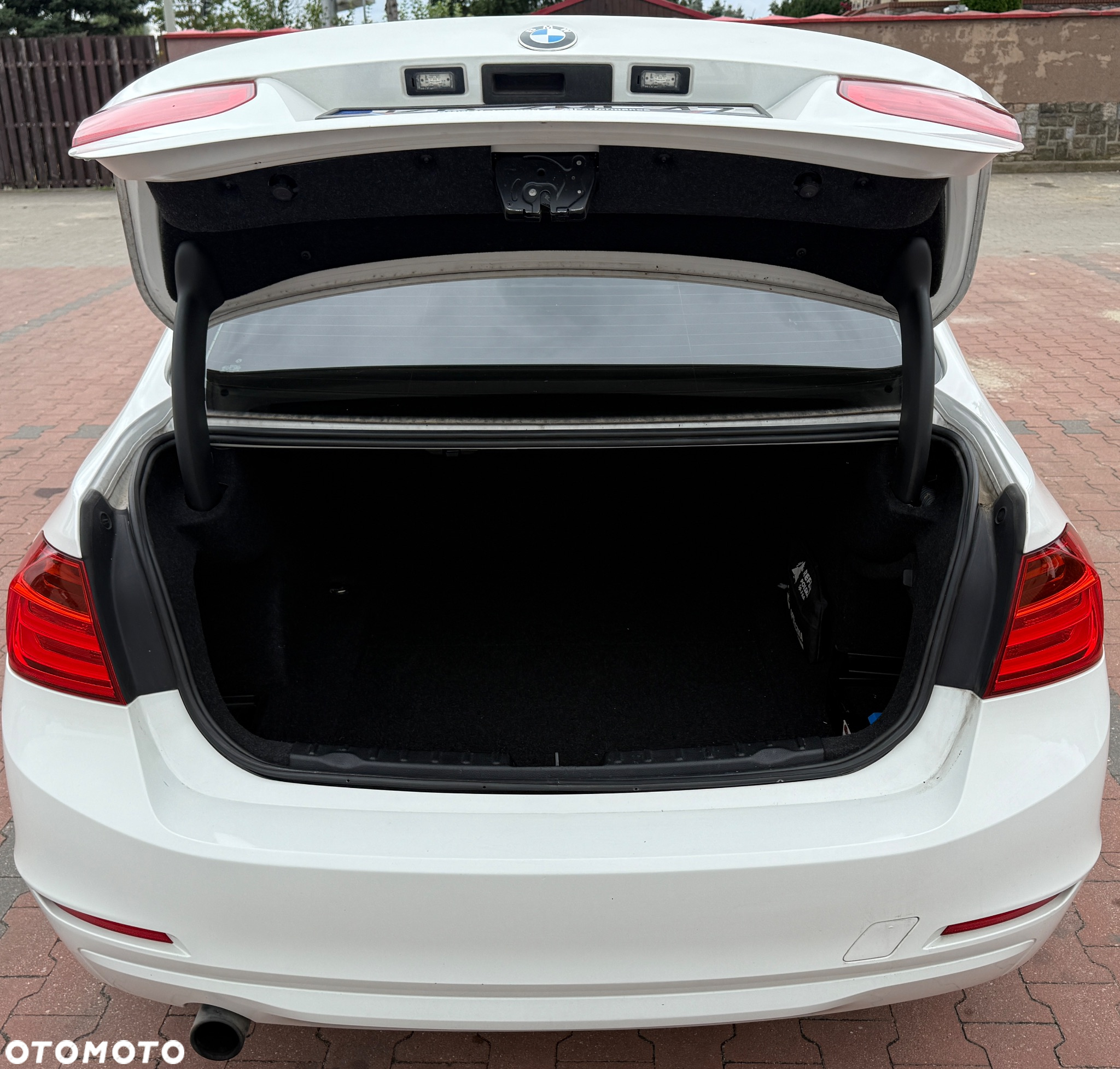 BMW Seria 3 320i xDrive - 7