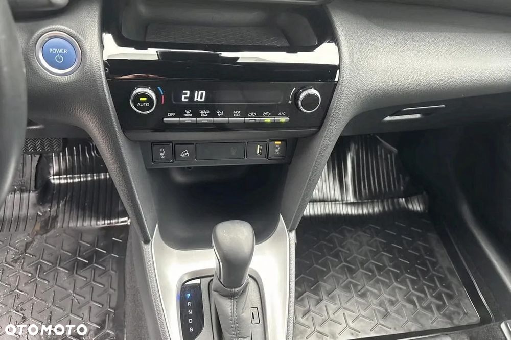 Toyota Yaris Hybrid 1.5 Active - 18