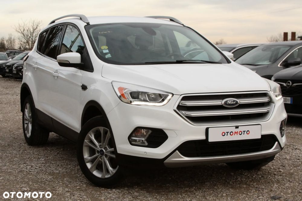 Ford Kuga 2.0 TDCi 2x4 Titanium - 1