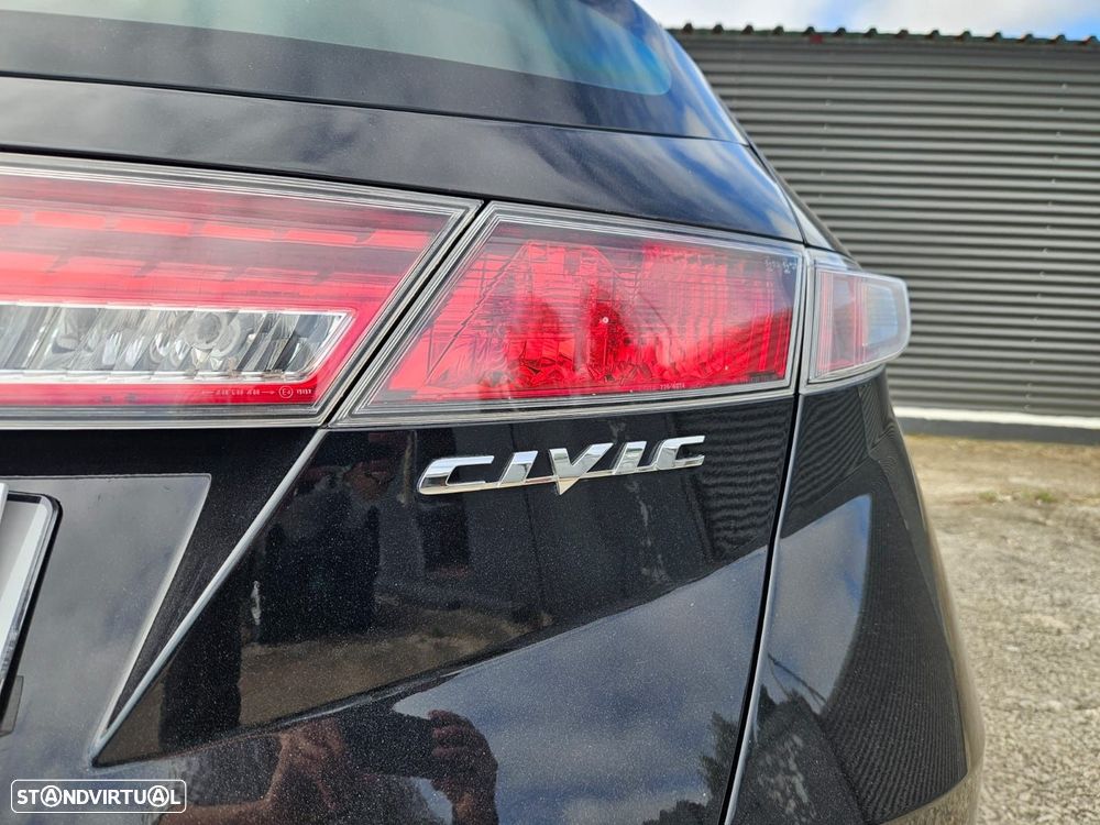 Honda Civic 1.4 i-VTEC Elegance - 46