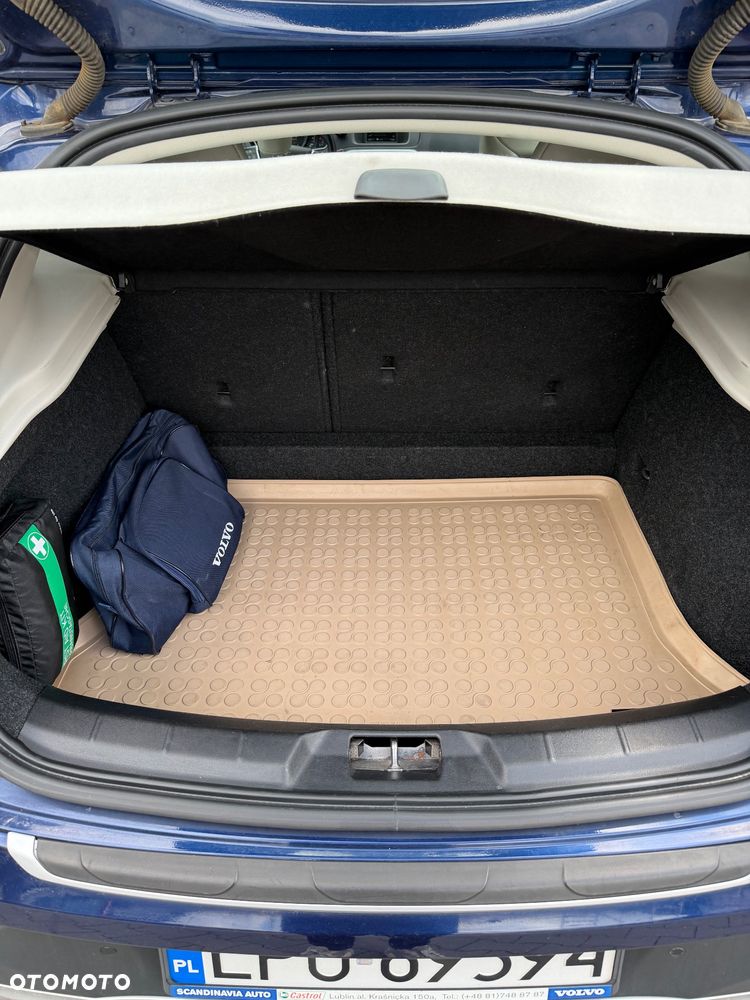 Volvo V40 T3 Drive-E R-Ocean Race - 20