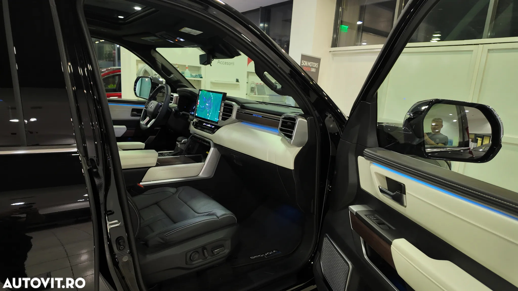 Toyota Sequoia - 14