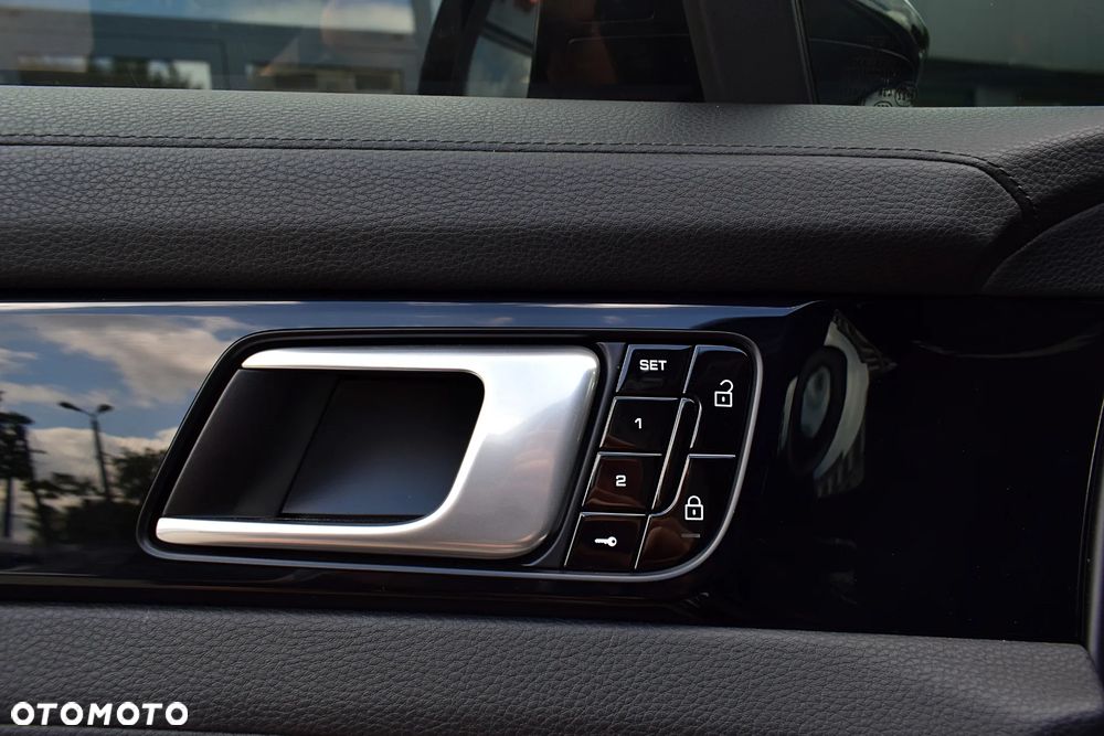 Porsche Panamera 4S GPF Executive - 26