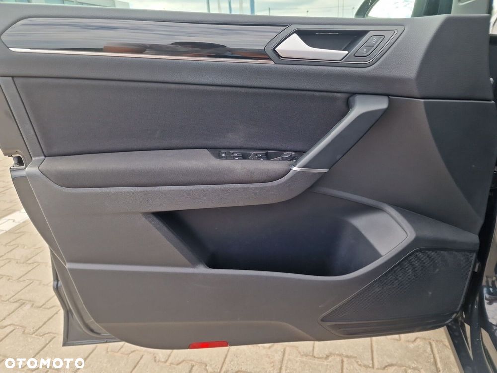 Volkswagen Touran 2.0 TDI BMT Comfortline DSG - 12