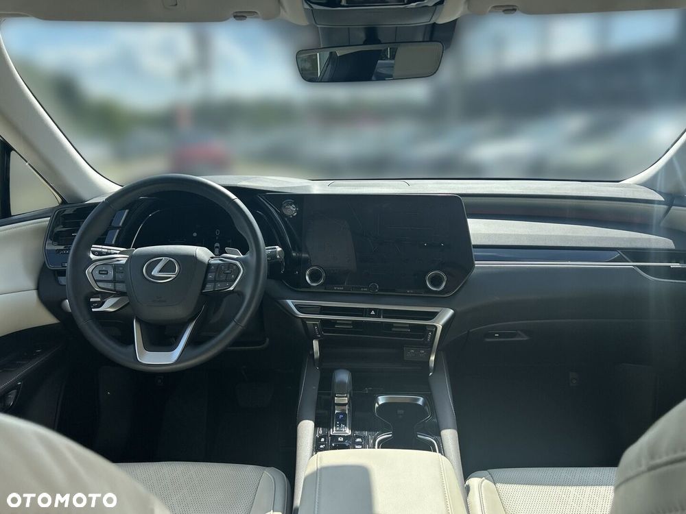 Lexus RX 450h+ F Sport Design - 12