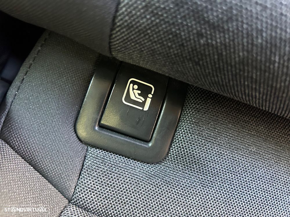 Hyundai i30 CW - 19