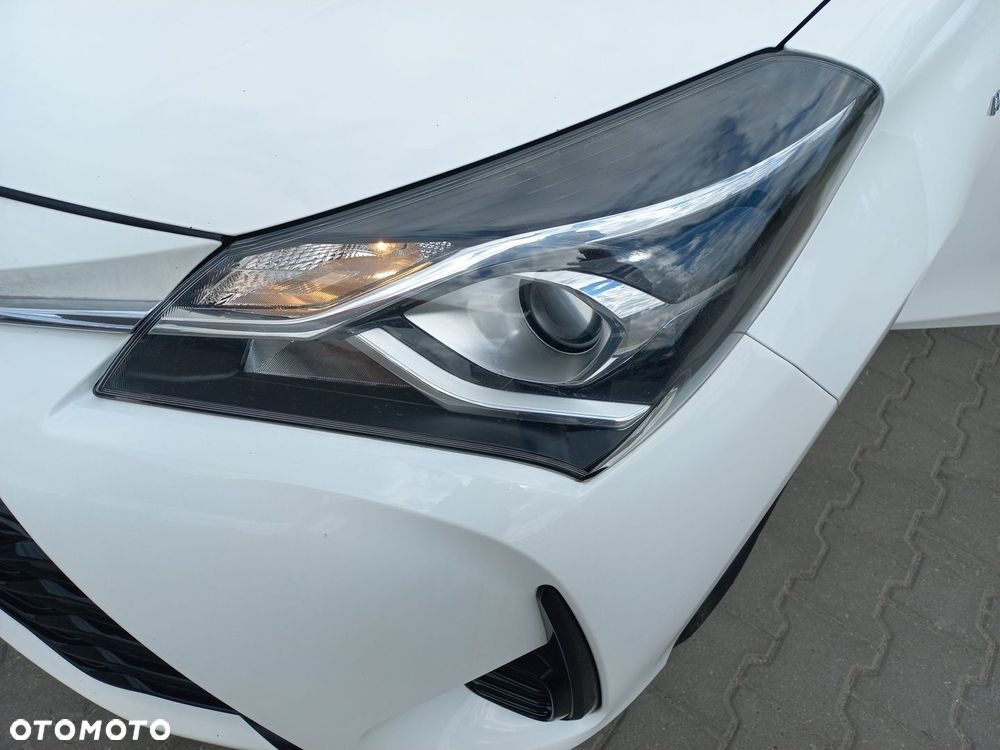 Toyota Yaris - 25