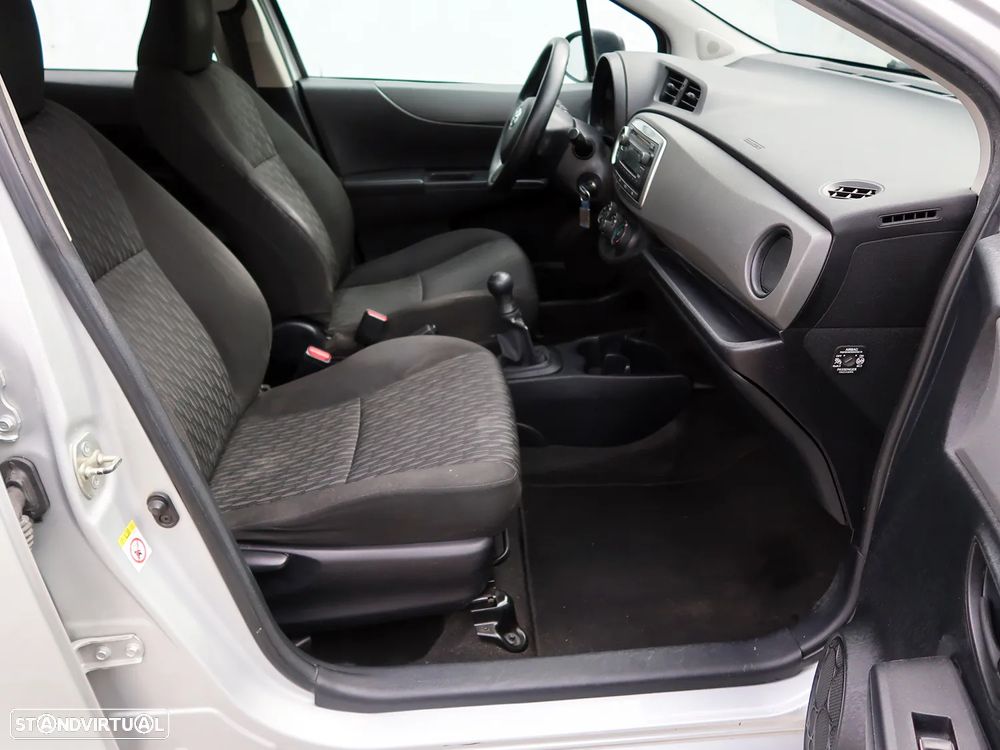 Toyota Yaris 1.0 VVT-i ACtive+AC - 14