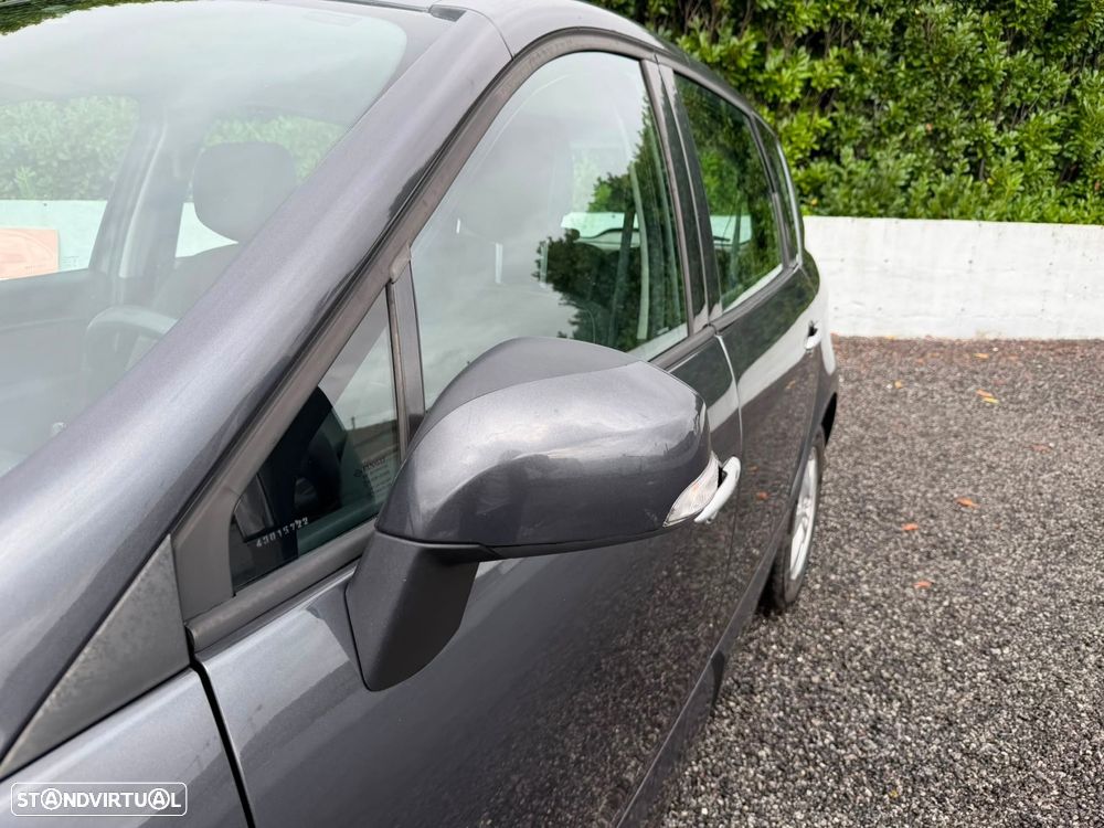 Renault Scénic 1.9 dCi FAP Dynamique - 18