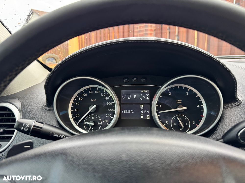 Mercedes-Benz GL 350 BlueTEC 4Matic 7G-TRONIC - 22