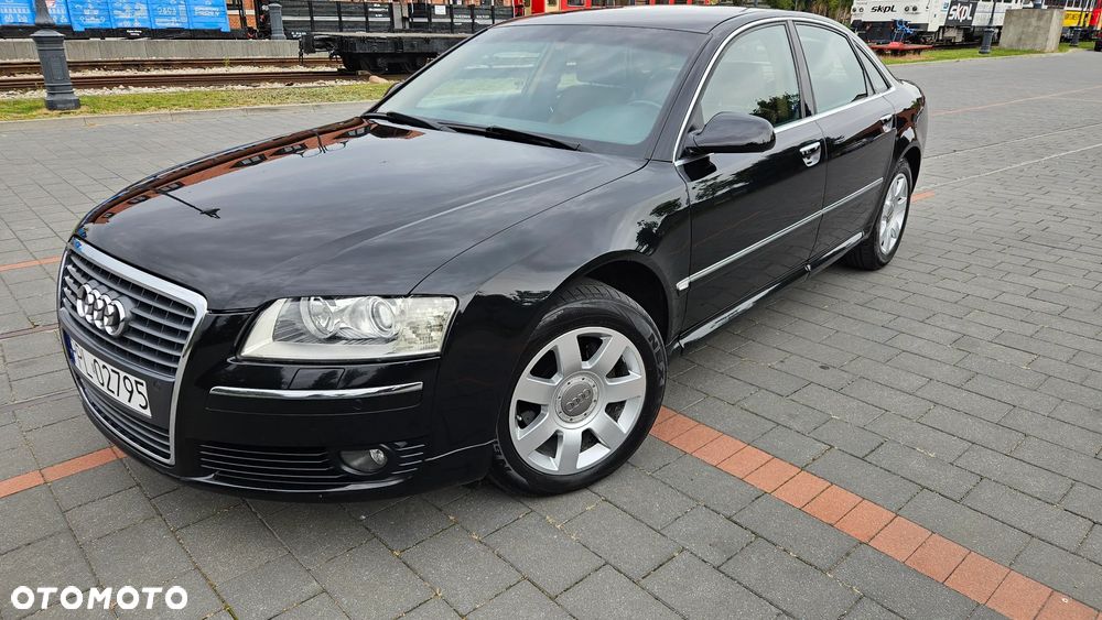 Audi A8 2005 photo 2