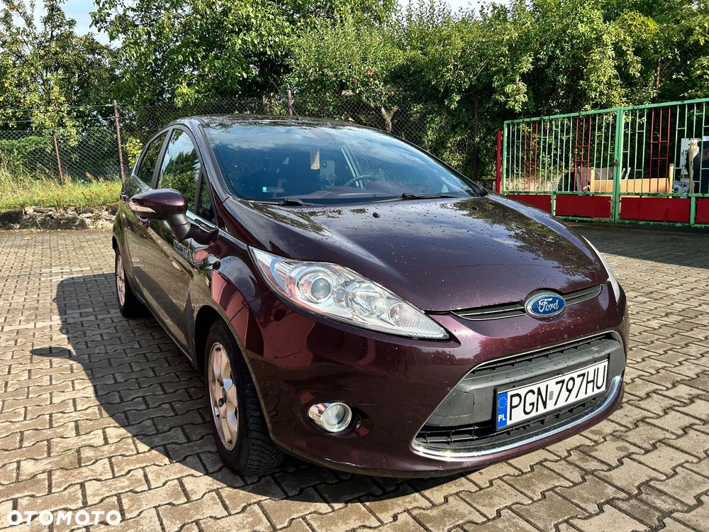 Ford Fiesta 1.6 TDCi DPF Titanium - 10