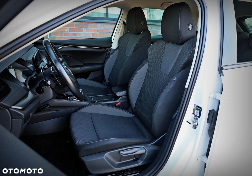Skoda Octavia 2.0 TDI Ambition DSG - 21