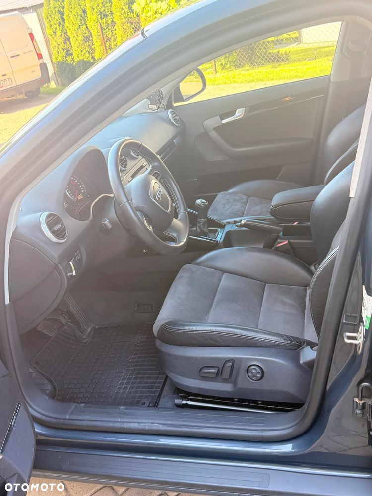 Audi A3 Sportback 1.6 Ambition - 10