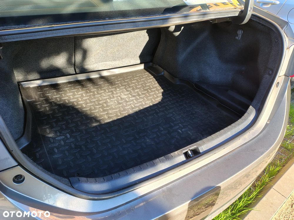 Toyota Corolla 1.6 Comfort - 16