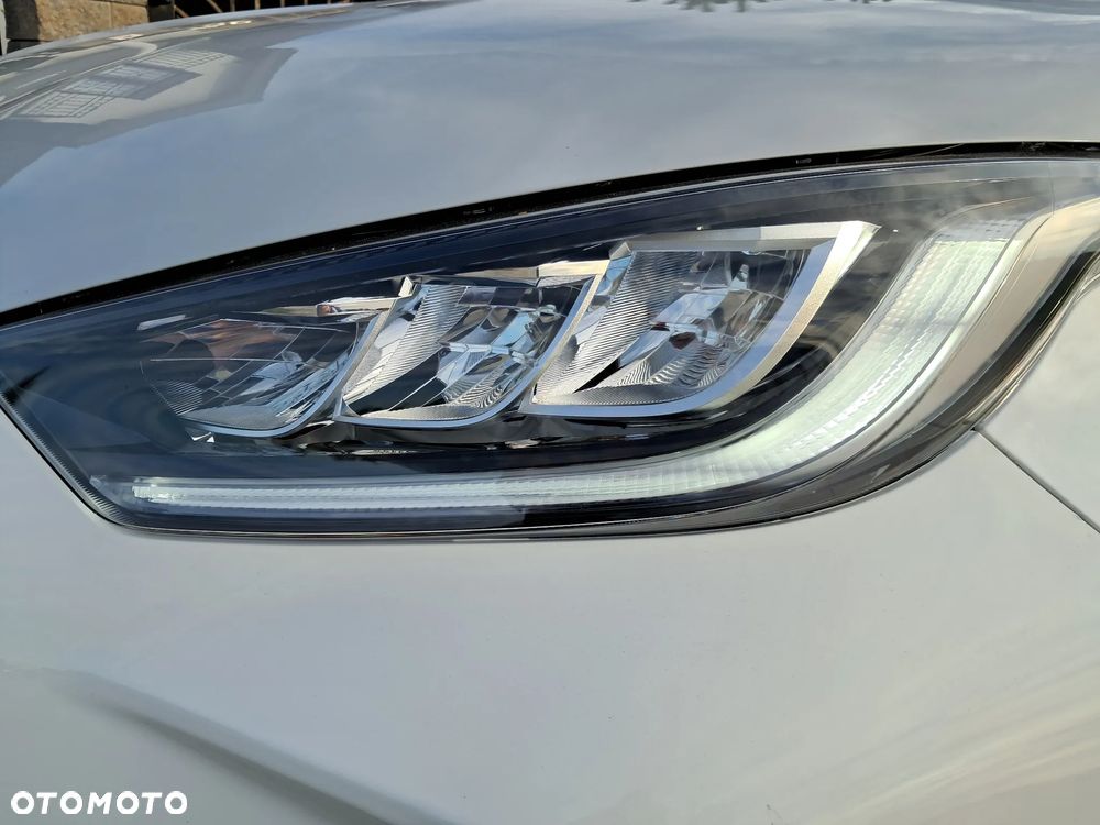 Toyota Yaris Hybrid 116 1.5 VVT-i Comfort - 22