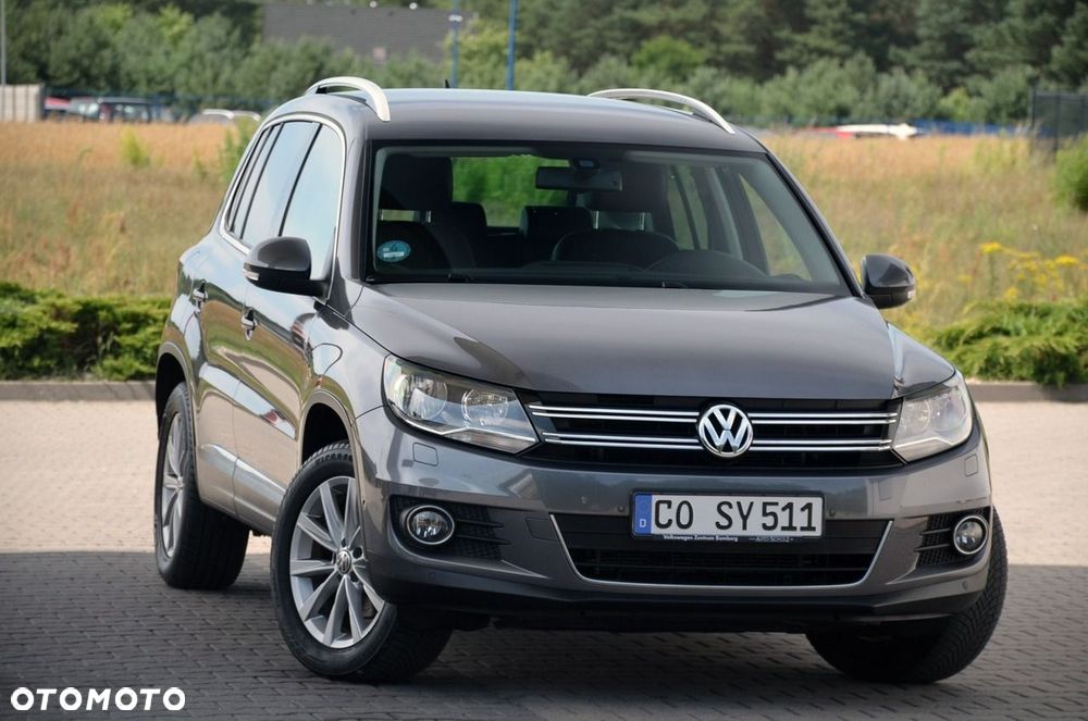 Volkswagen Tiguan - 1