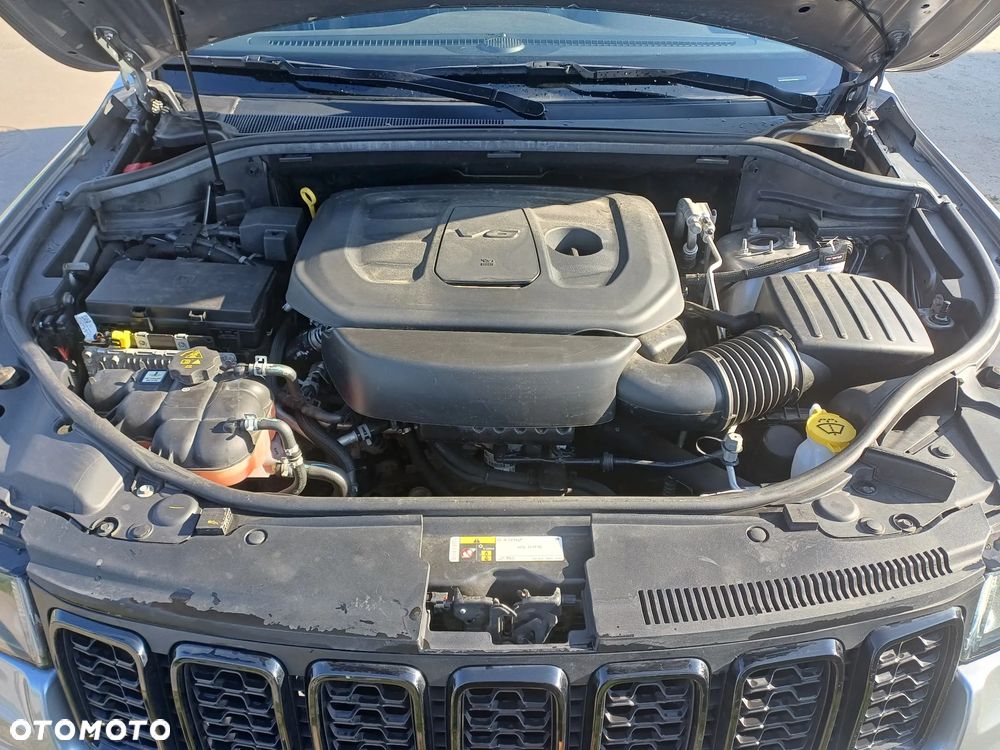 Jeep Grand Cherokee 3.6 V6 Laredo - 24