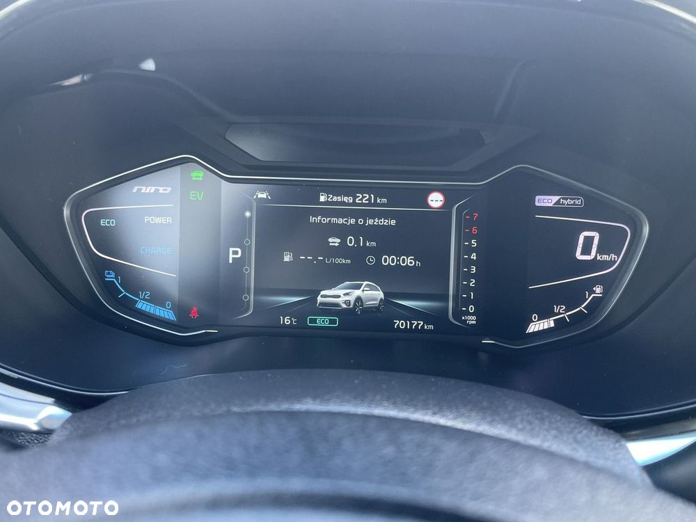 Kia Niro 1.6 GDI Hybrid L Business Line - 14